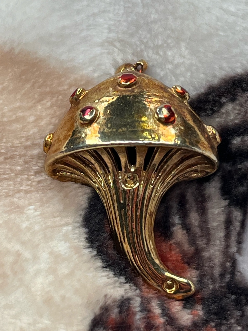 Vintage Red Spotted 60’s Mushroom Brooch